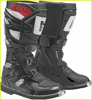 lightweight-dirt-bike-boots-gaerne-gx-1